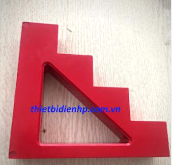 Gối đỡ busbar bậc thang 4P 50mm